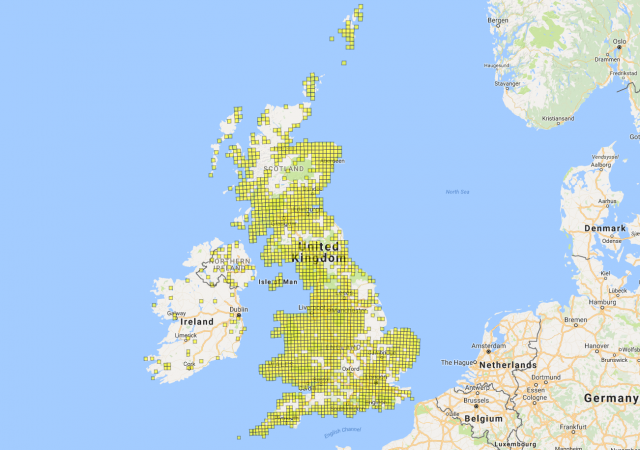 Distribution of Japanese Knotweed; each yellow square represents occurrence in a 10km Ordnance Survey grid square (National Biological Network)